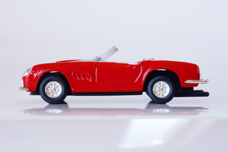 Illustration for article titled Dydo 1/64 #2 - Project Prancing Horse #2 - 1959 Ferrari California Spider SWB